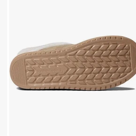 UGG - Picture 5 of 14